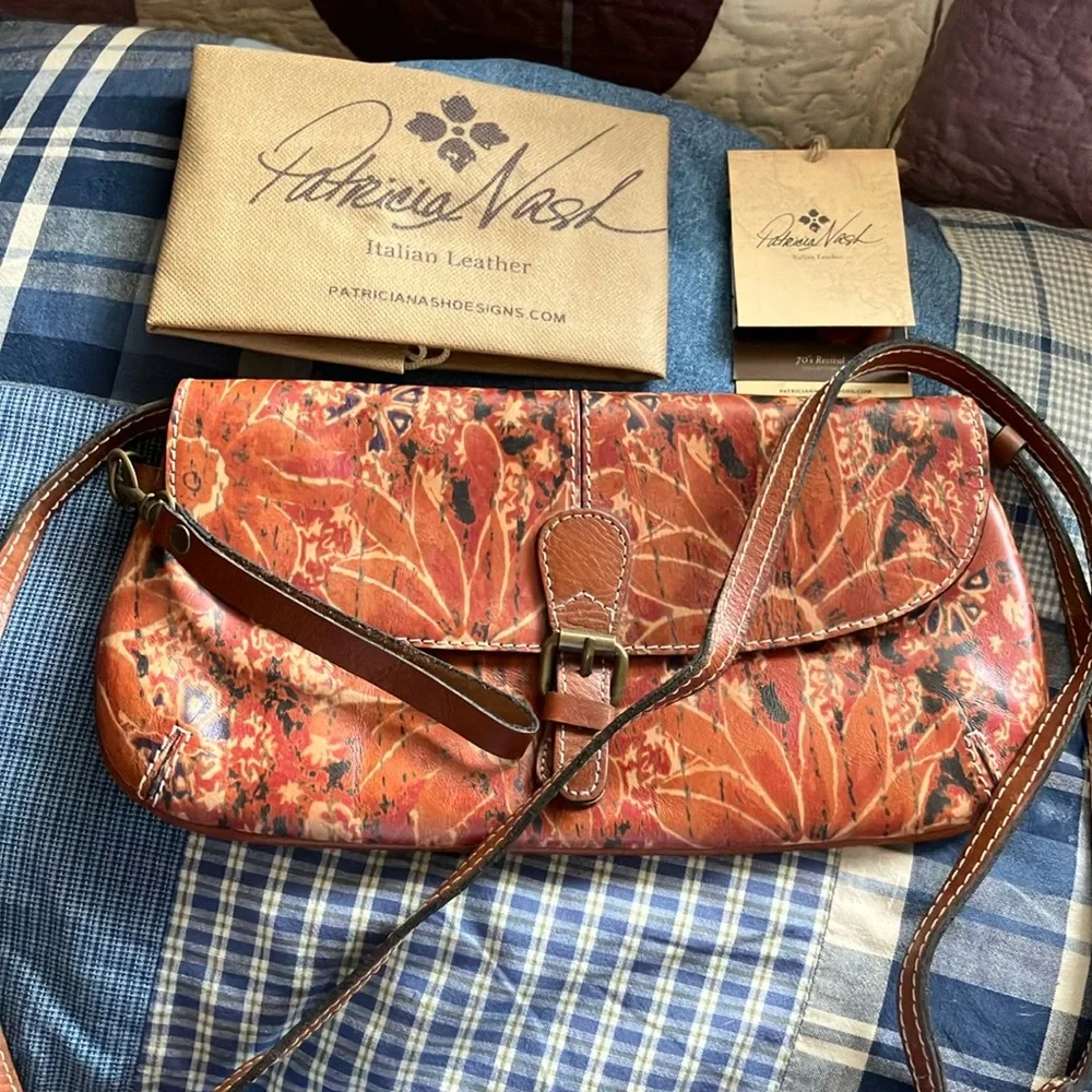 Patricia Nash Crossbody - Picture 1 of 10
